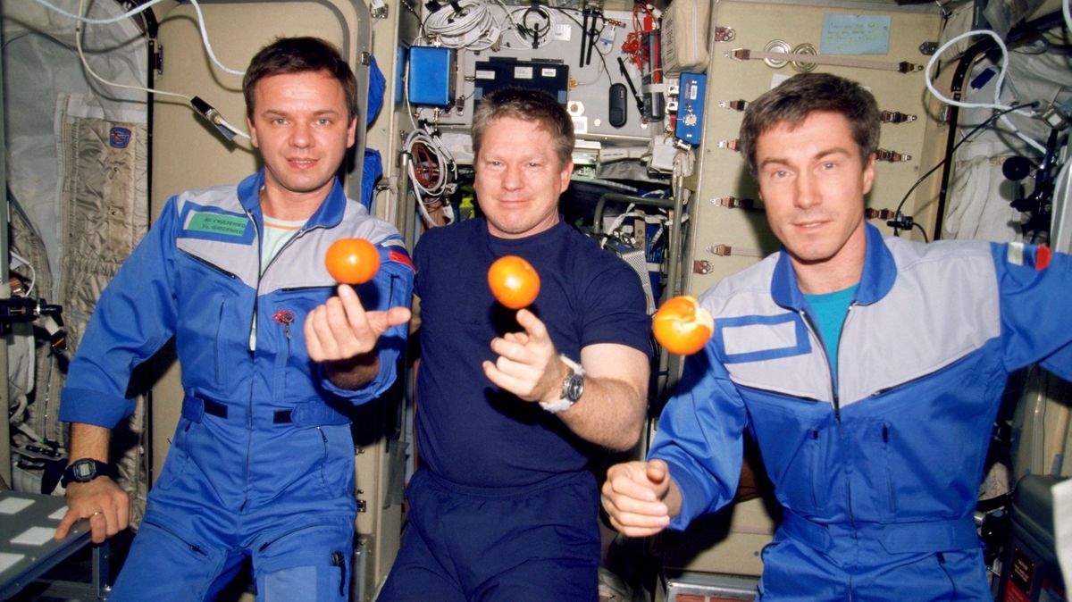 Ti, kteří poprvé rozsvítili vesmírnou stanici. Už je to 20 let